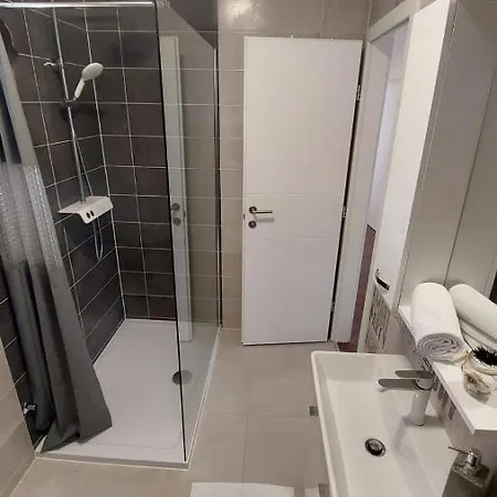 Navis Supetarska Draga