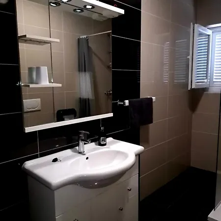 Appartement Navis Supetarska Draga