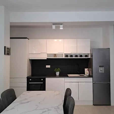 Navis Supetarska Draga