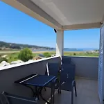 דירה Navis