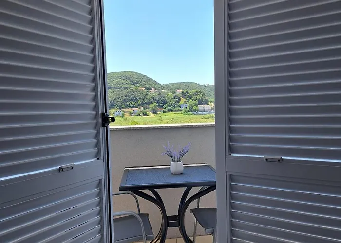 Navis Appartement Supetarska Draga